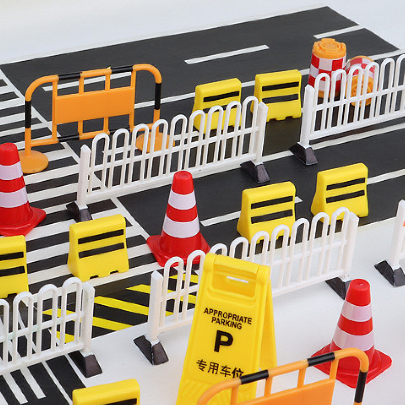 Kids Educational Device - Mini Trafik Yol İşaretleri ve Yol